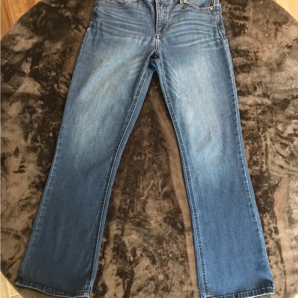 Democracy Blue Bootcut Jeans with Classic Denim Style - Picture 4 of 14